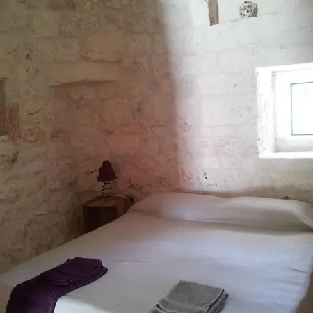 I Trulli Di Biba Vila